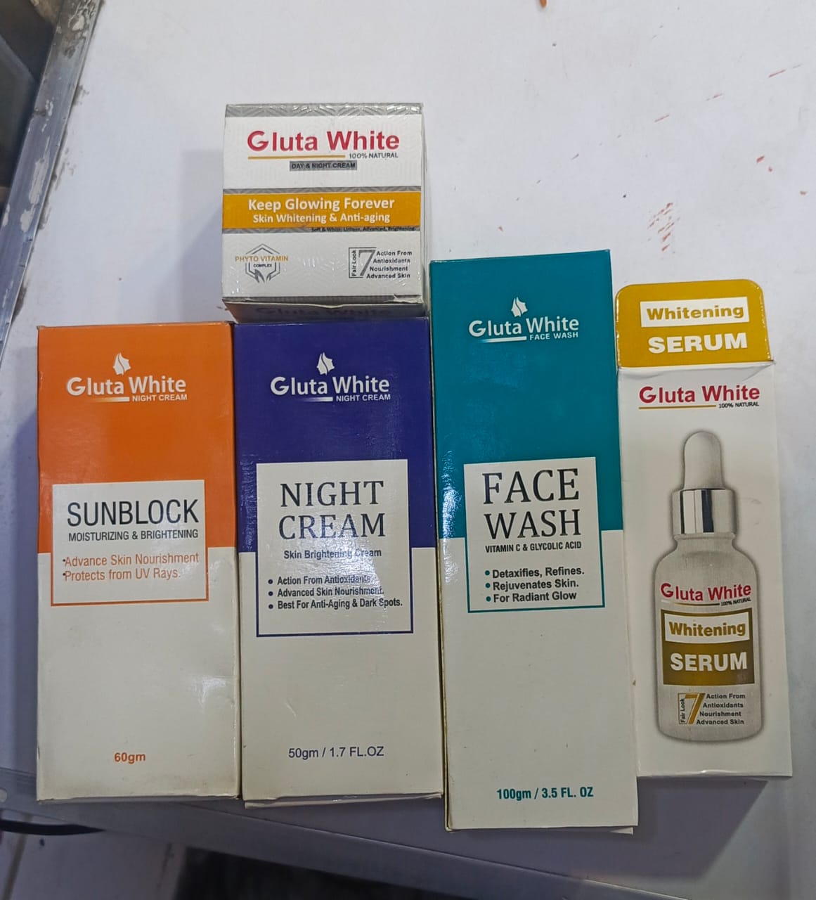 5‑in‑1 Gluta White Skincare Set | Face Cream, Facewash, Serum, Sunblock & Night Cream